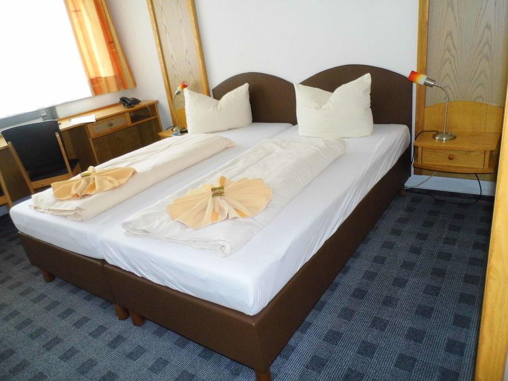 Wasserburg 3*