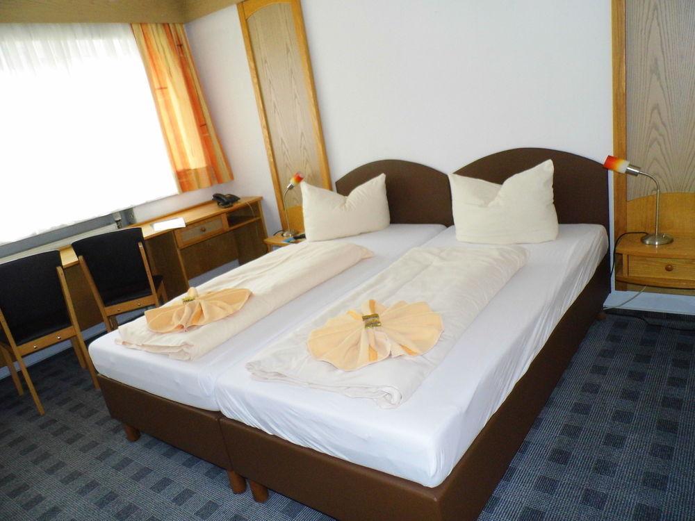 Wasserburg 3*